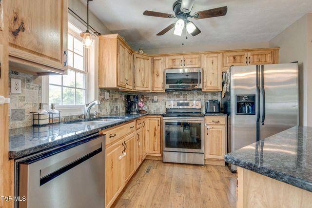 612 Larkspur Drive, Kingsport, TN 37660