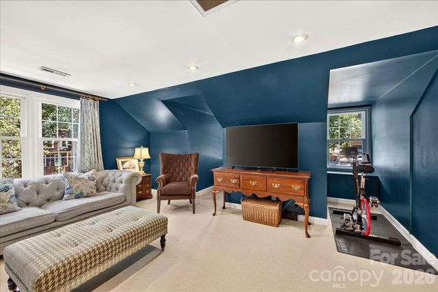 10300 Ben Franklin Court, Charlotte, NC 28277