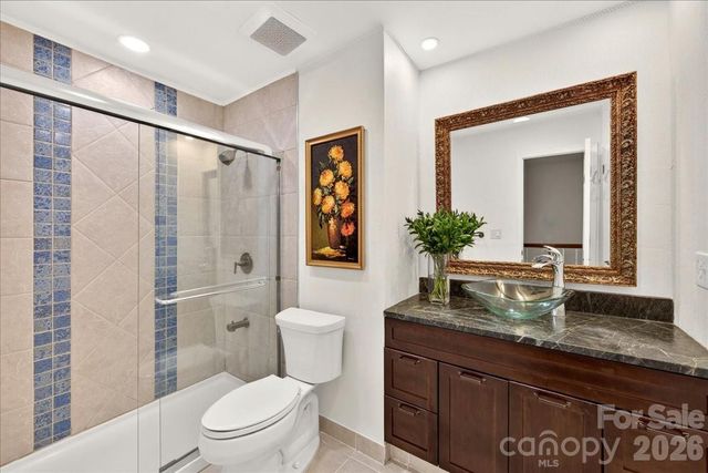 10300 Ben Franklin Court, Charlotte, NC 28277