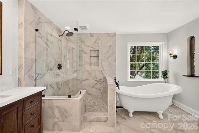10300 Ben Franklin Court, Charlotte, NC 28277