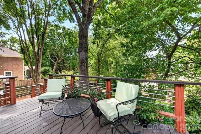 10300 Ben Franklin Court, Charlotte, NC 28277