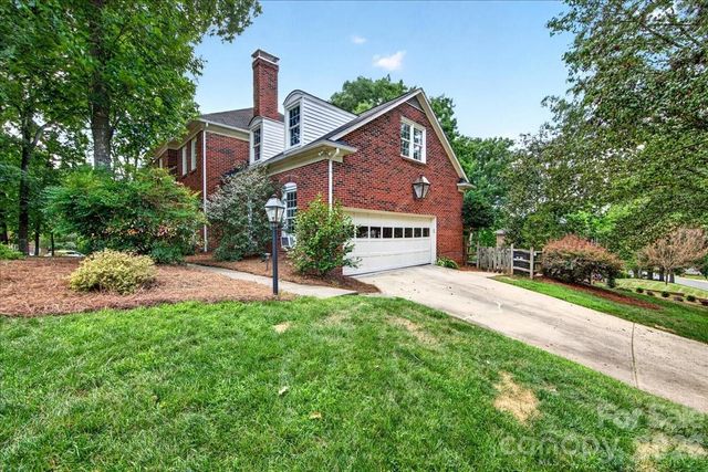 10300 Ben Franklin Court, Charlotte, NC 28277