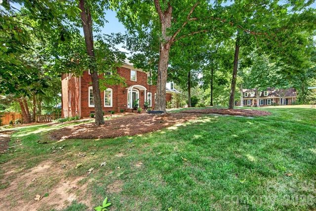 10300 Ben Franklin Court, Charlotte, NC 28277