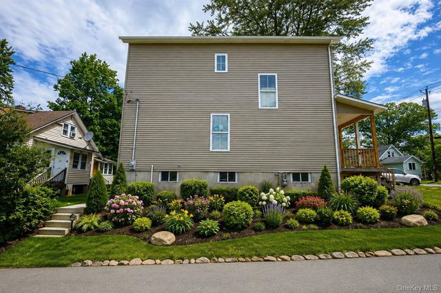 81 Silver Lake Sctn Road, Middletown, NY 10940