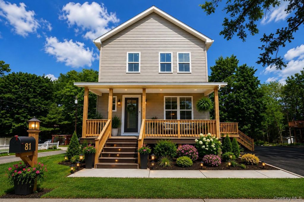 81 Silver Lake Sctn Road, Middletown, NY 10940