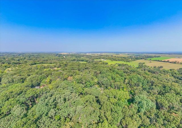 2650 N Britt Road, Janesville, WI 53548