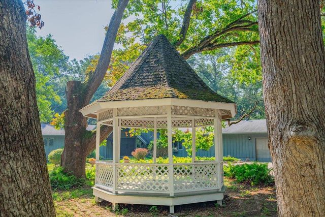 2650 N Britt Road, Janesville, WI 53548