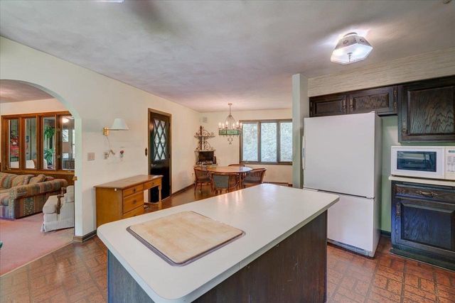 2650 N Britt Road, Janesville, WI 53548