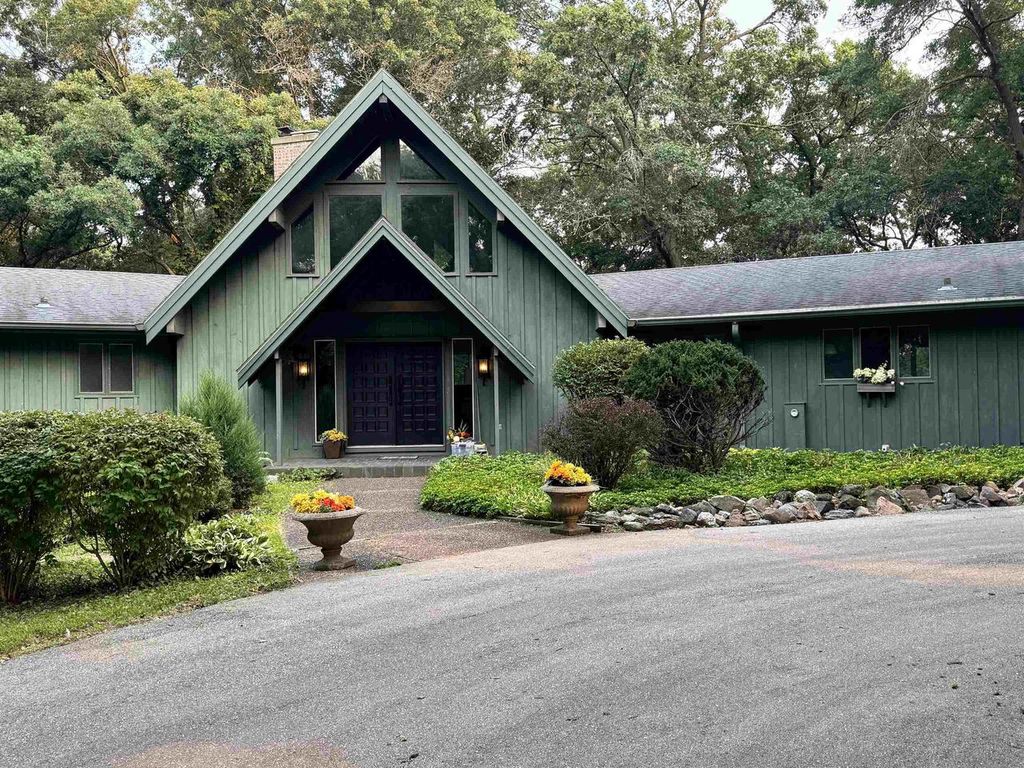 2650 N Britt Road, Janesville, WI 53548