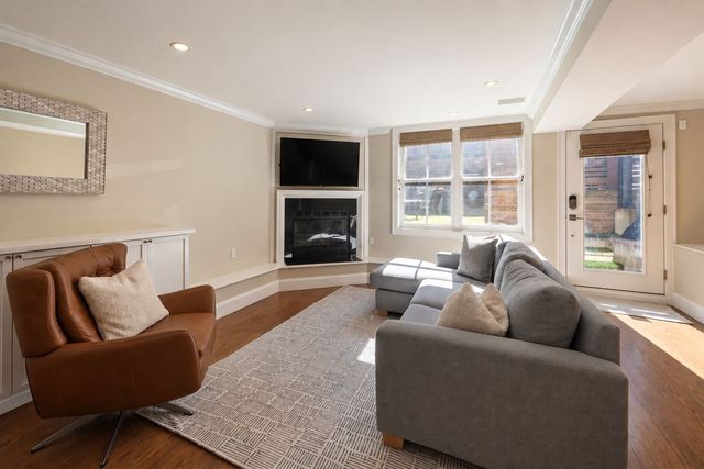 38 Rutland Sq 1, Boston, MA 02118