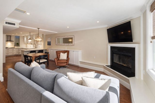 38 Rutland Sq 1, Boston, MA 02118