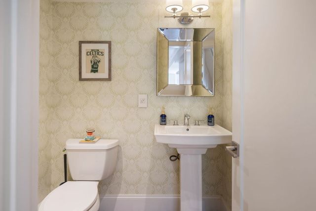 38 Rutland Sq 1, Boston, MA 02118