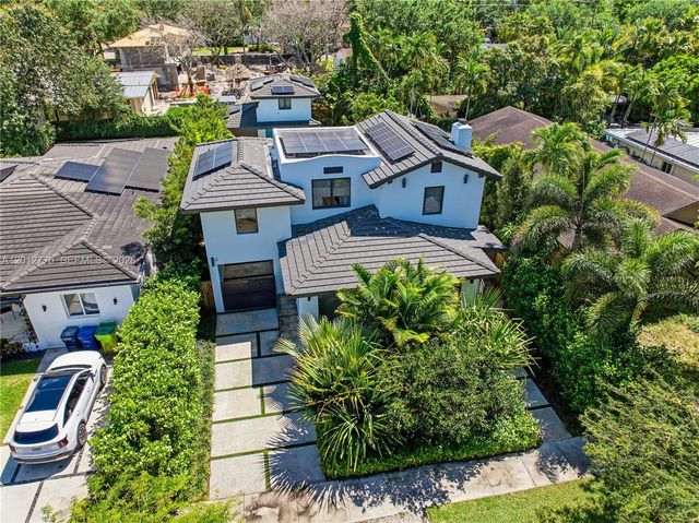 436 NE 88th St, El Portal, FL 33138