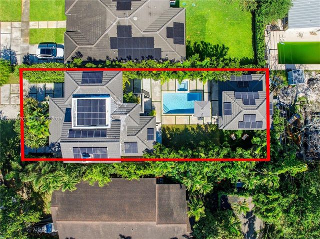 436 NE 88th St, El Portal, FL 33138