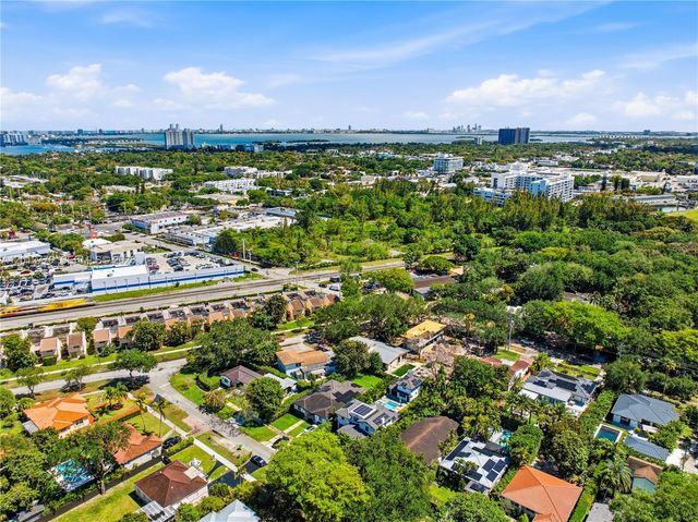 436 NE 88th St, El Portal, FL 33138