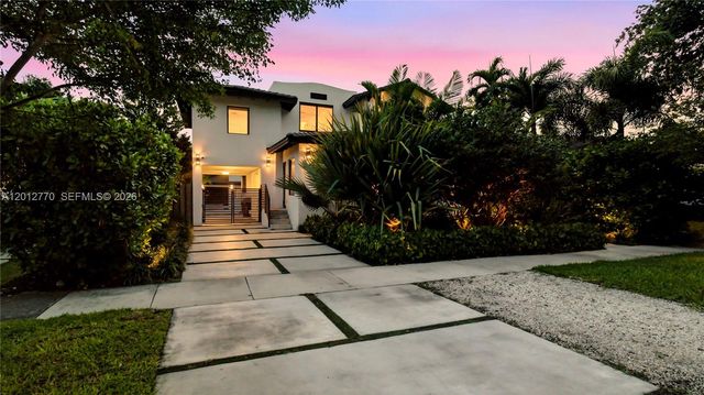 436 NE 88th St, El Portal, FL 33138