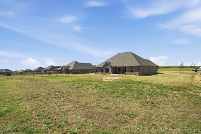 14001 N 54th East Avenue, Collinsville, OK 74021