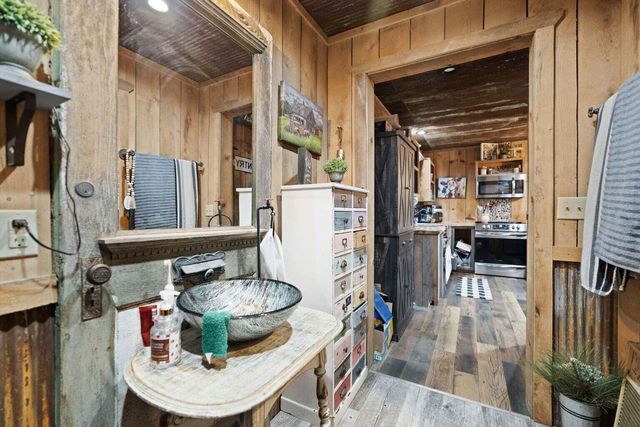 501 Baker Barr Road, Beattyville, KY 41311