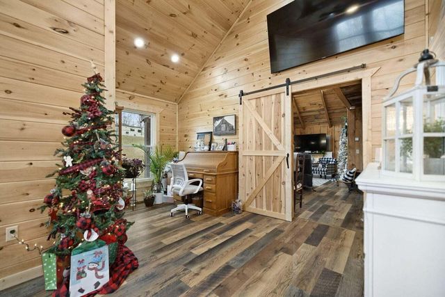 501 Baker Barr Road, Beattyville, KY 41311