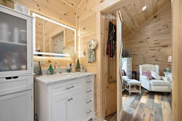 501 Baker Barr Road, Beattyville, KY 41311