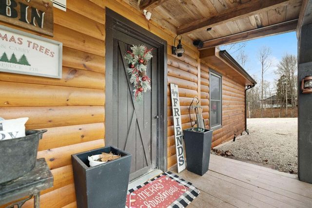 501 Baker Barr Road, Beattyville, KY 41311