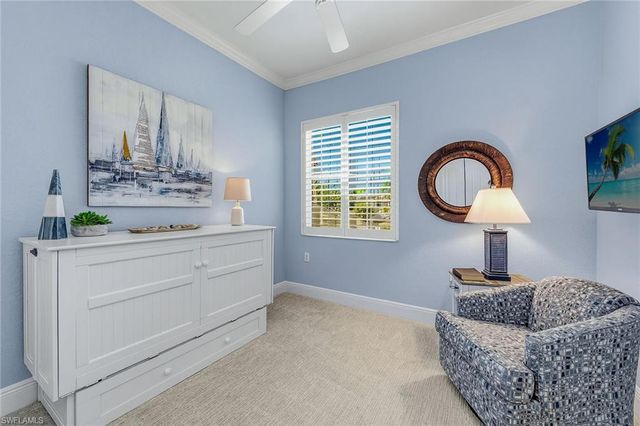9238 Tesoro LN 203, Naples, FL 34114