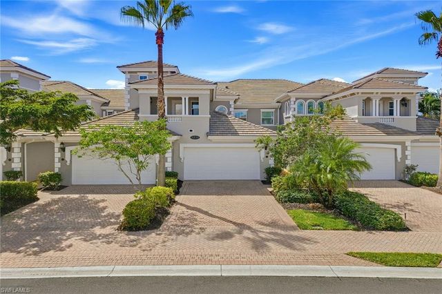 9238 Tesoro LN 203, Naples, FL 34114