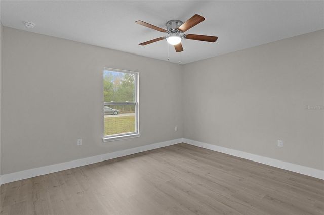 118 MALAUKA LOOP, Ocklawaha, FL 32179