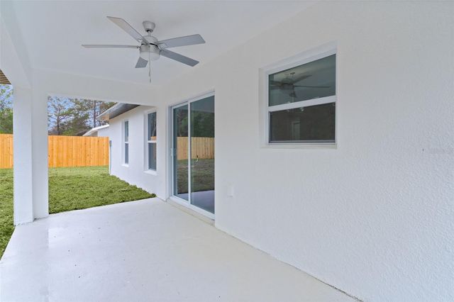 118 MALAUKA LOOP, Ocklawaha, FL 32179