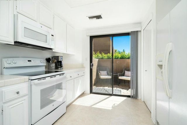 73280 Rosewood Court, Palm Desert, CA 92260