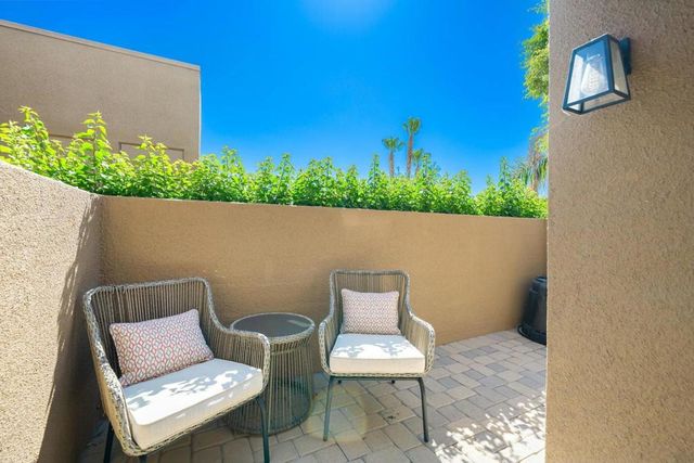 73280 Rosewood Court, Palm Desert, CA 92260
