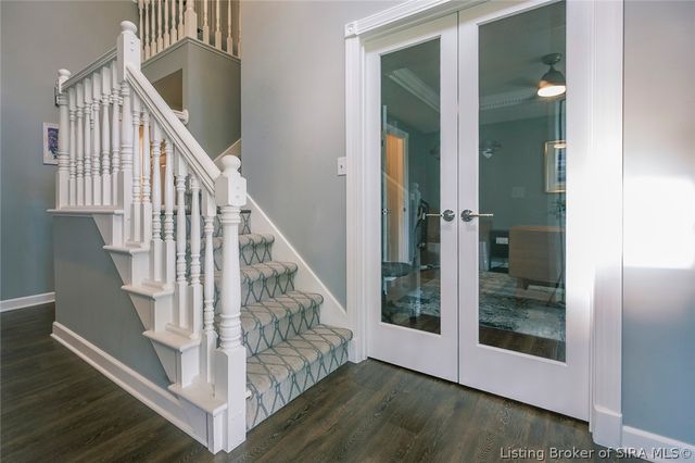 1023 Plum Ridge Drive, Sellersburg, IN 47172