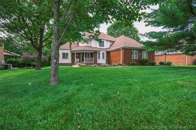 1023 Plum Ridge Drive, Sellersburg, IN 47172