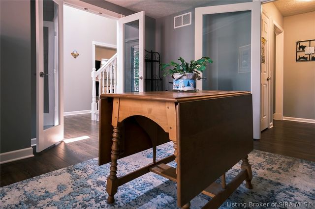 1023 Plum Ridge Drive, Sellersburg, IN 47172