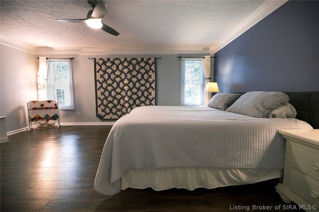 1023 Plum Ridge Drive, Sellersburg, IN 47172
