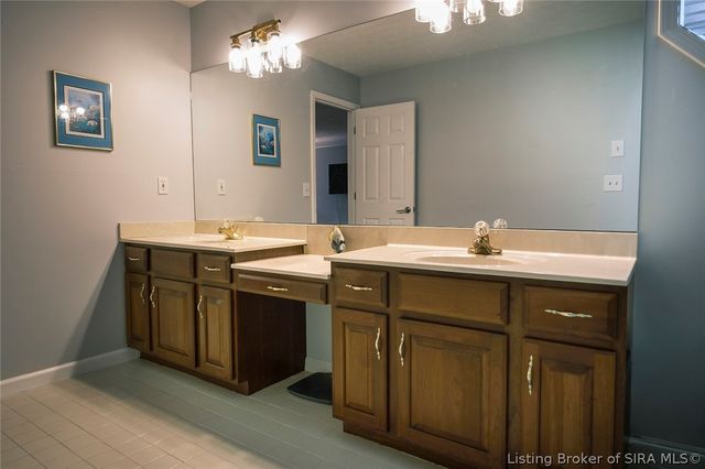 1023 Plum Ridge Drive, Sellersburg, IN 47172
