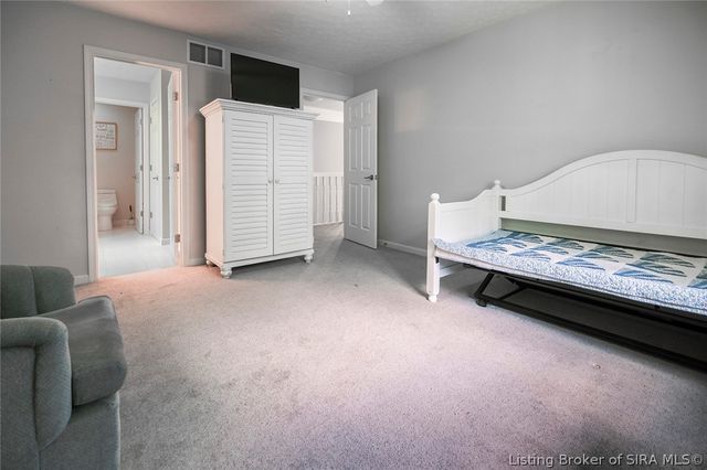 1023 Plum Ridge Drive, Sellersburg, IN 47172