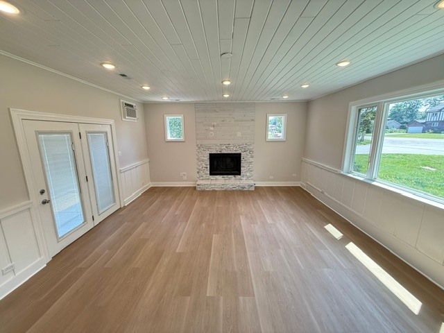 7141 Wolf Road, Indian Head Park, IL 60525