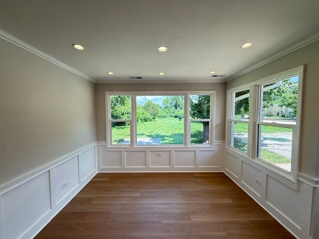 7141 Wolf Road, Indian Head Park, IL 60525
