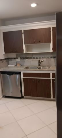 109 Stratford H 109, West Palm Beach, FL 33417