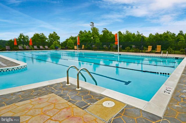 110 RHODODENDRON CT, Lake Frederick, VA 22630