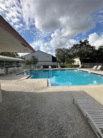 4220 SW 71st Way, Davie, FL 33314