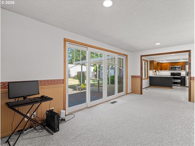 3909 Ne 102ND Ave, Vancouver, WA 98662