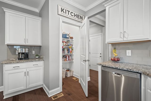 1858 Abbey Wood Dr, Nolensville, TN 37135