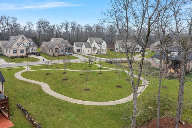 1858 Abbey Wood Dr, Nolensville, TN 37135