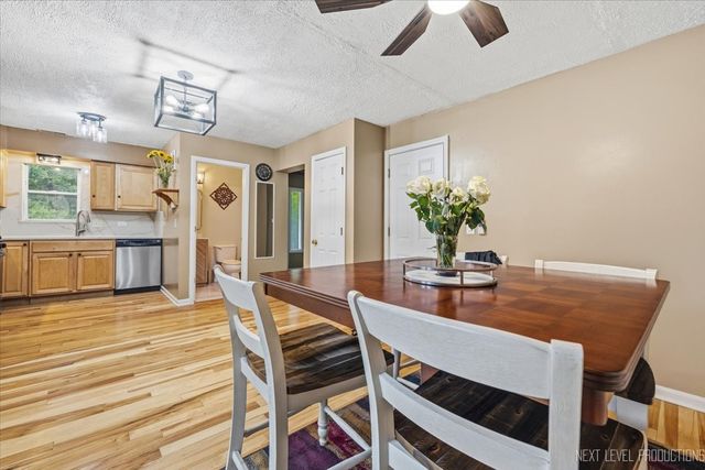 1641 Cove Court, Naperville, IL 60565