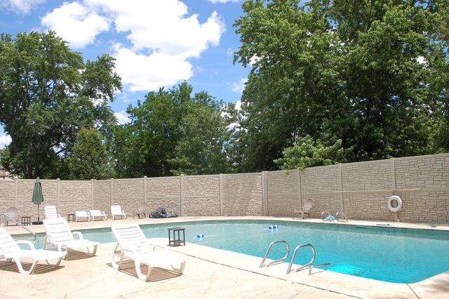 1641 Cove Court, Naperville, IL 60565