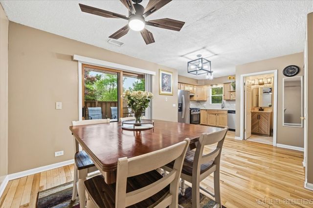 1641 Cove Court, Naperville, IL 60565