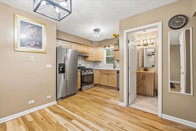 1641 Cove Court, Naperville, IL 60565