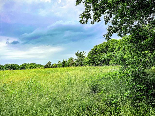 006 Schroeder Rd, Brenham, TX 77435